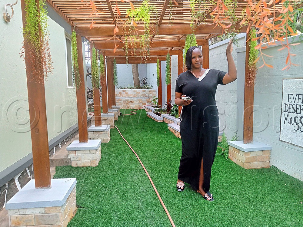 Miriam Halera wanted a green but v home, and she achieved it with modern turf