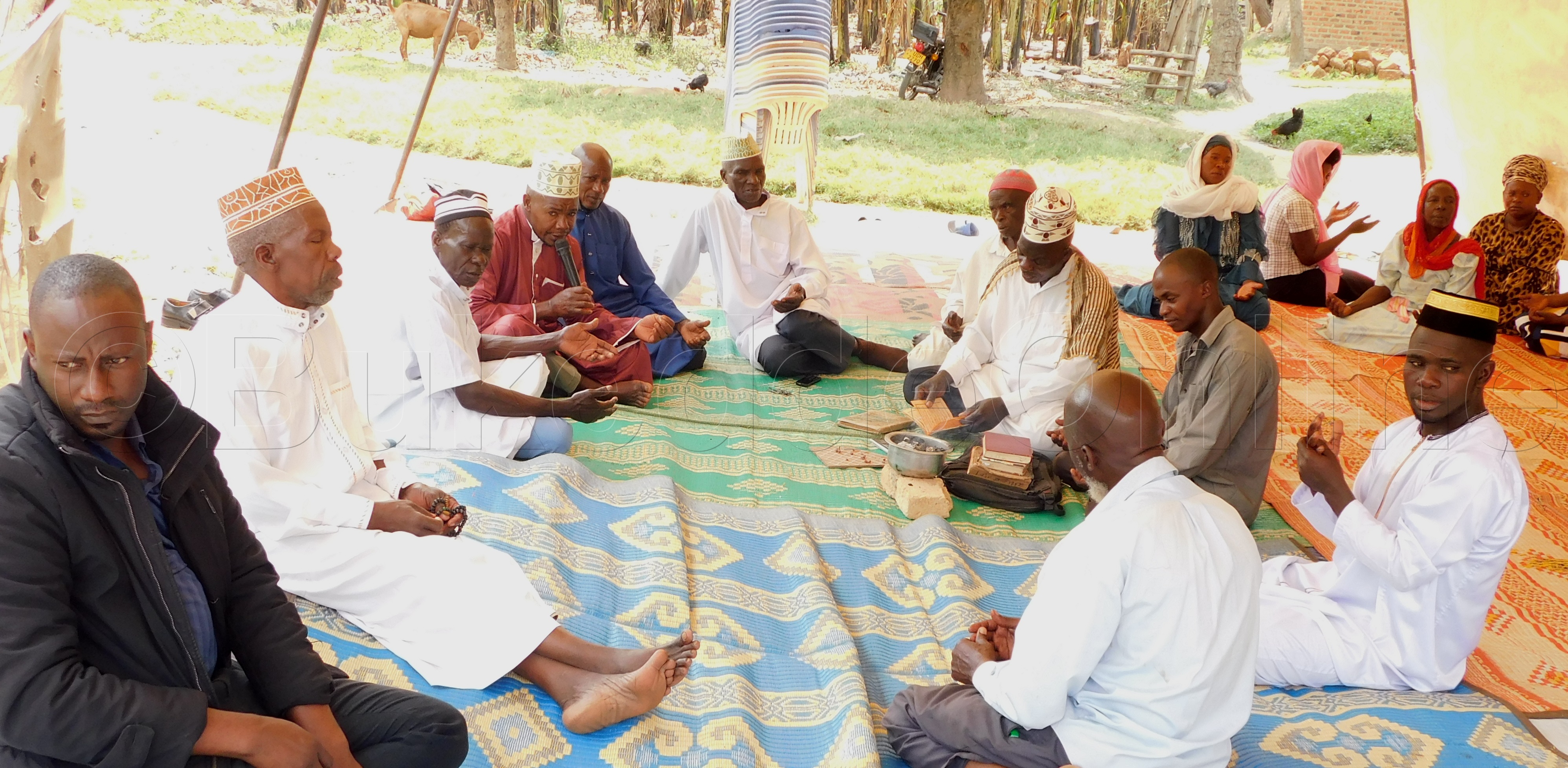 Sadiq Ntale Asooka Ku Ddyo Mu Kusoma Edduwa Ya Mukyala We Naggayi Ey'ennaku 40