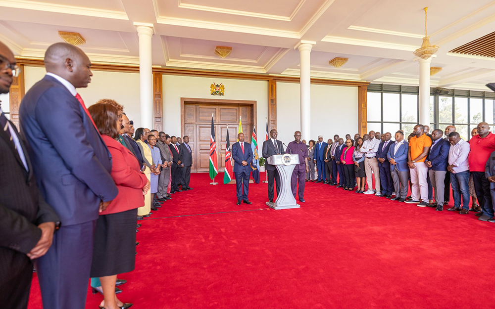 President William Ruto announcing the death of Raila Odinga. (Nairobi, October 15)
