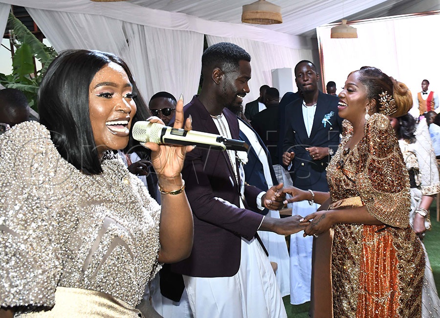 Nwagi performs for Ntale and Kalibbala. Photo by Ignatius Kamya