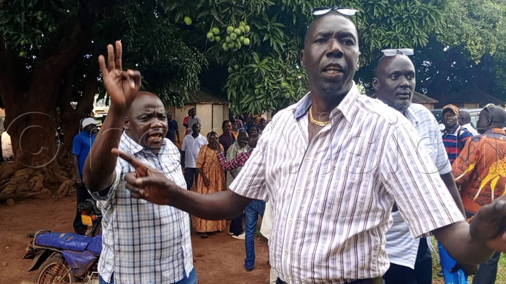 Outcry in Gulu as LC1 Chairpersons allegedly favour relatives in government&rsquo;s livestock restocking program. (Credit: Christopher Nyeko) 