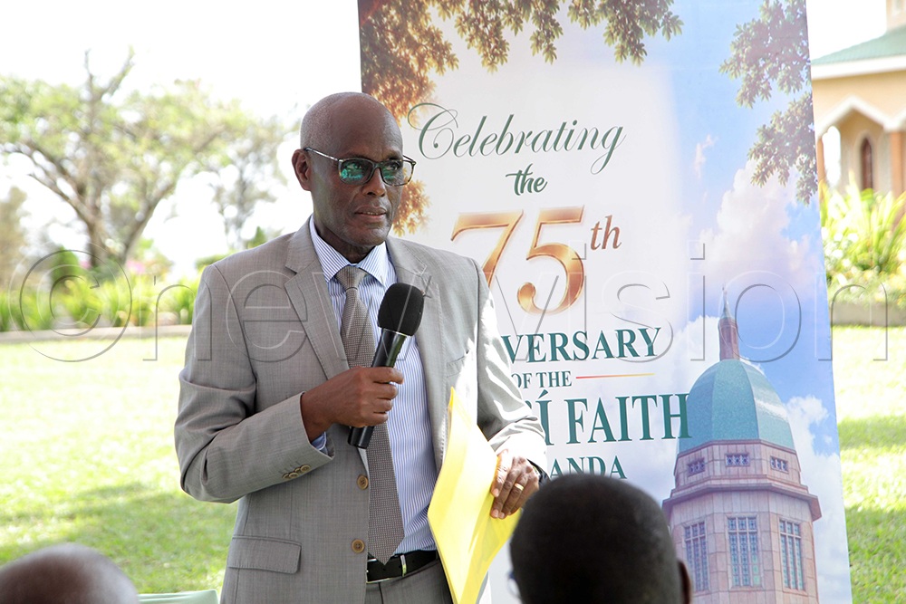 Rev. Canon Aaron Mwesigye addresses believers during the International Day of Peace celebrations in Kyebando on September 21, 2026. (Photo by David Lukiiza)