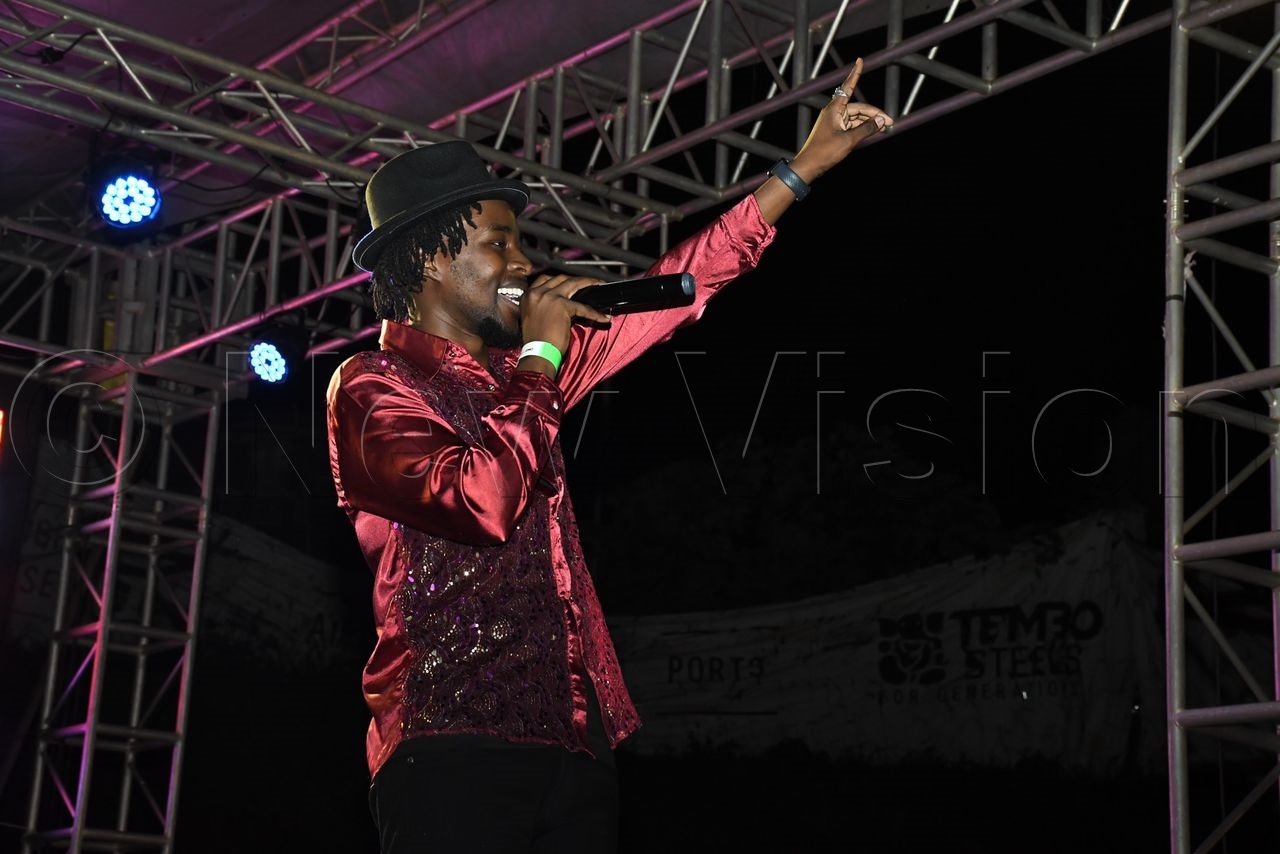 Big Doug entertaining revellers at the Kwegonza Avenue show.