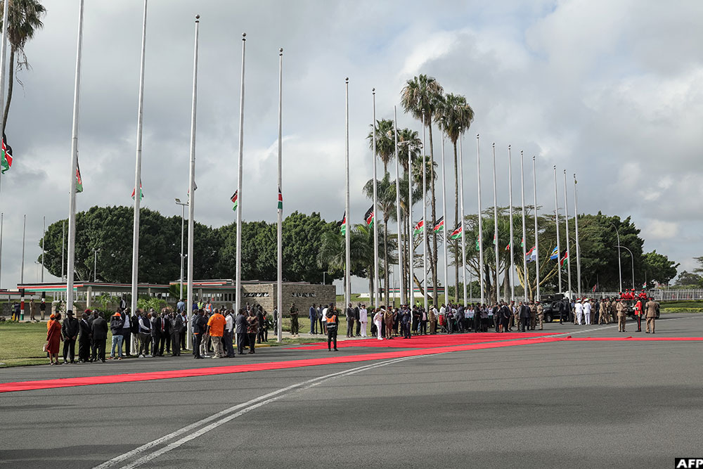 Earlier, officials prepared at JKIA in Nairobi ahead of the arrival of Odinga's body