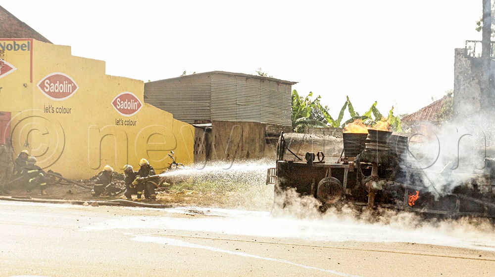 Avoid crash scenes involving oil tanker trucks — Police boss New