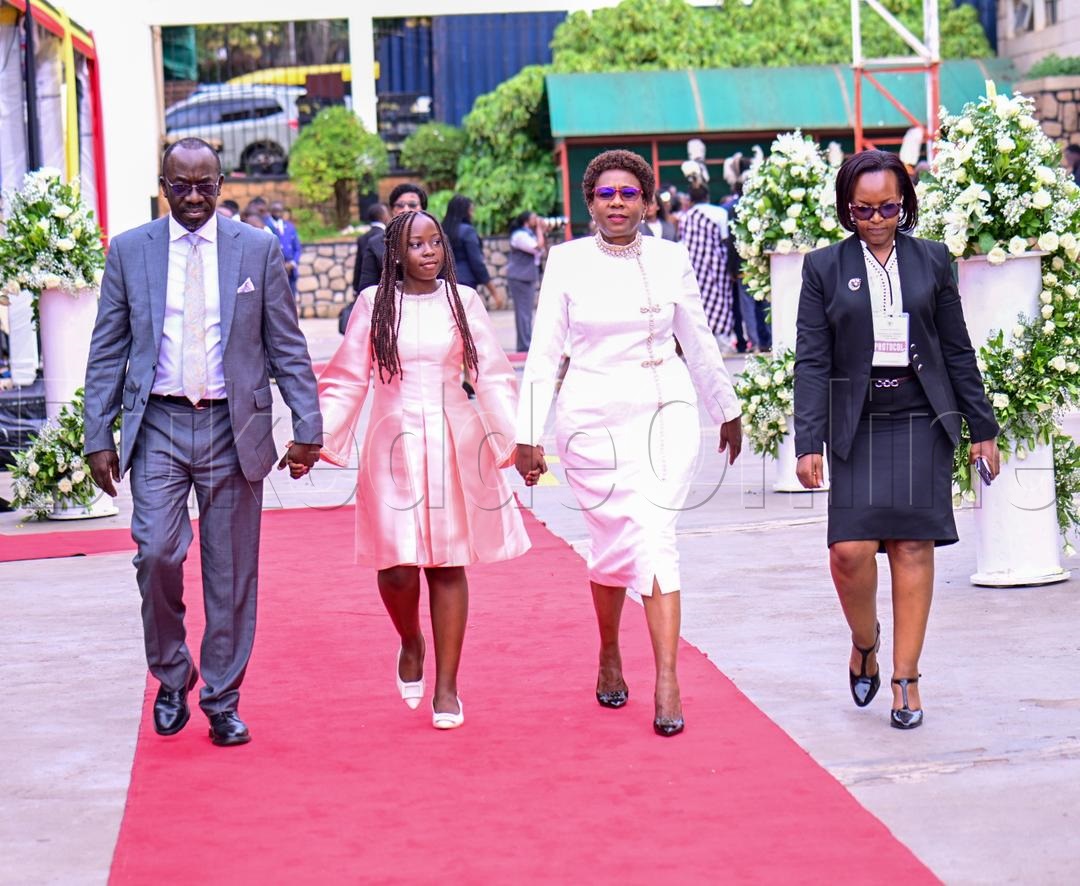 Dr Ruth Aceng ne famire ye bwebati bwebalabise