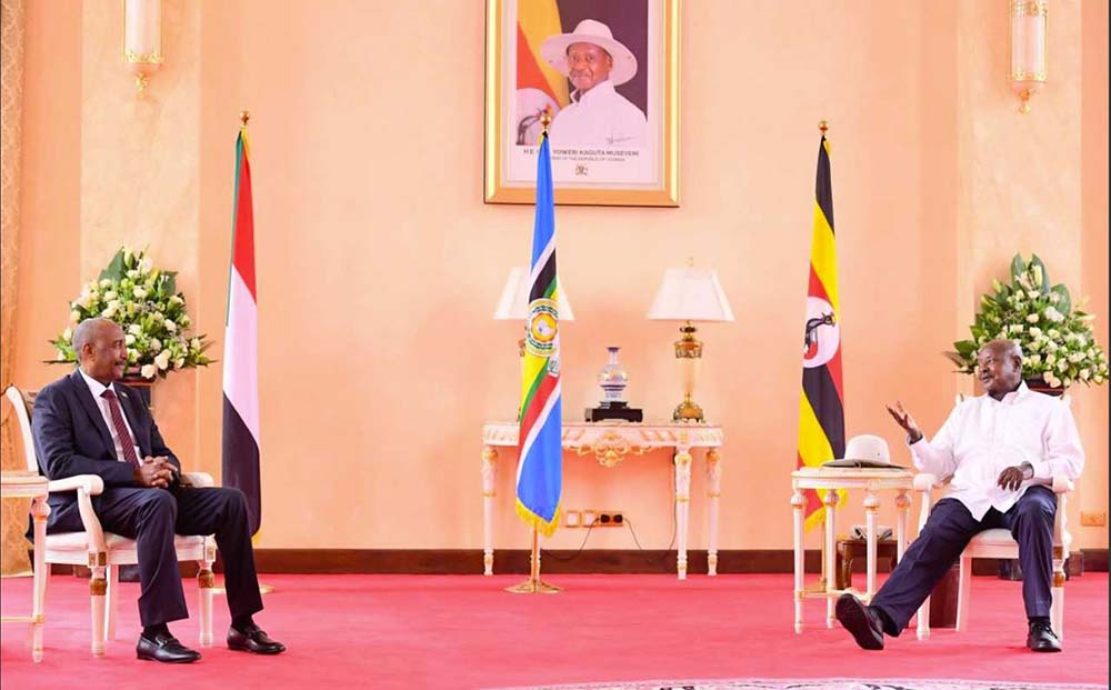 Purezidenti Museveni yataayaayisa Abdel Fattah eriizooba...(Photo by PPU)