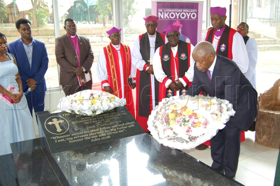 Eya Katikkiro wa Uganda John Patrick Amama Mbabazi eyabadde omugenyi omukulu, ng'aganzika ekimuli ku malaalo ga Ssaabalabirizi Mpalanyi Nkoyoyo