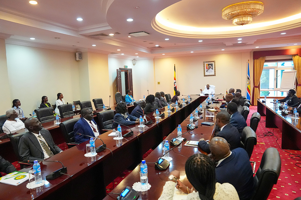 President Yoweri Museveni meets a delegation of senior officials from South Sudan led by the Minister of Trade and Industry, Dr Labanya Margaret Mathya. (PPU)
