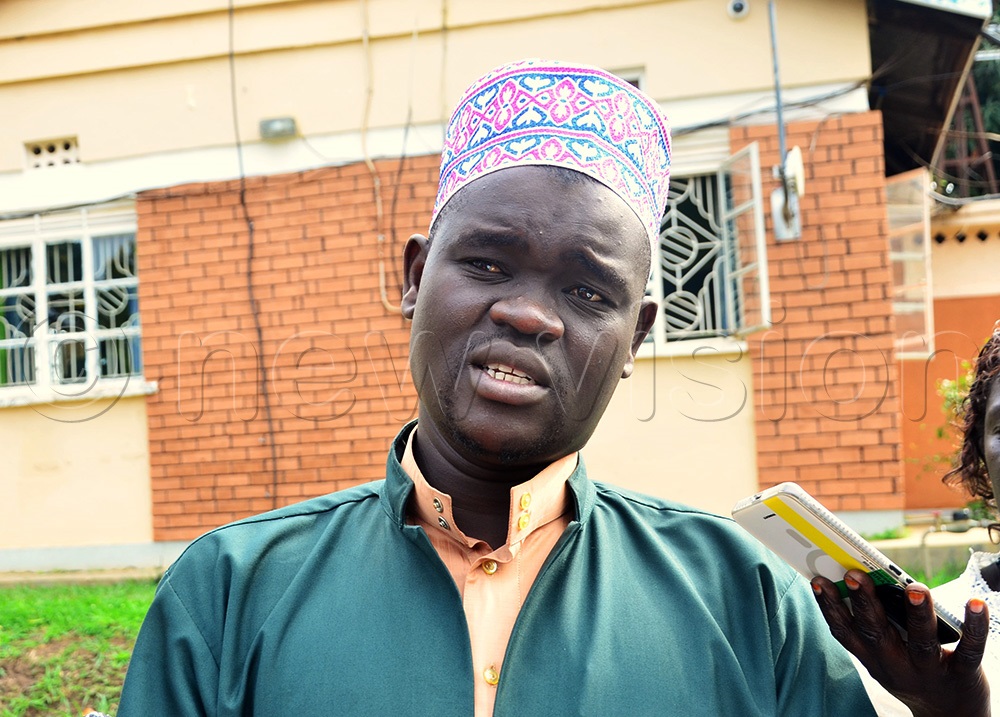Abdulaziz Khassim Amin Kuru, Deputy Kadhi, Arua District, speaking during the flag-off ceremony. (Photo by John Paul Opio)
