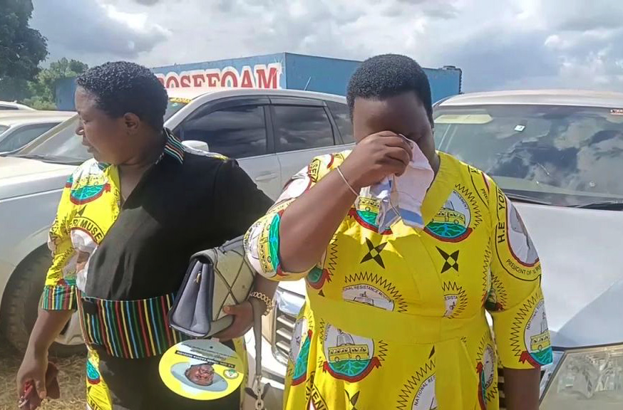 Julie Nassuna, the NRM Women&rsquo;s League Chairperson in Buganda Region in tears after it was announced that Kittata had died. (Photo by Eric Yiga)