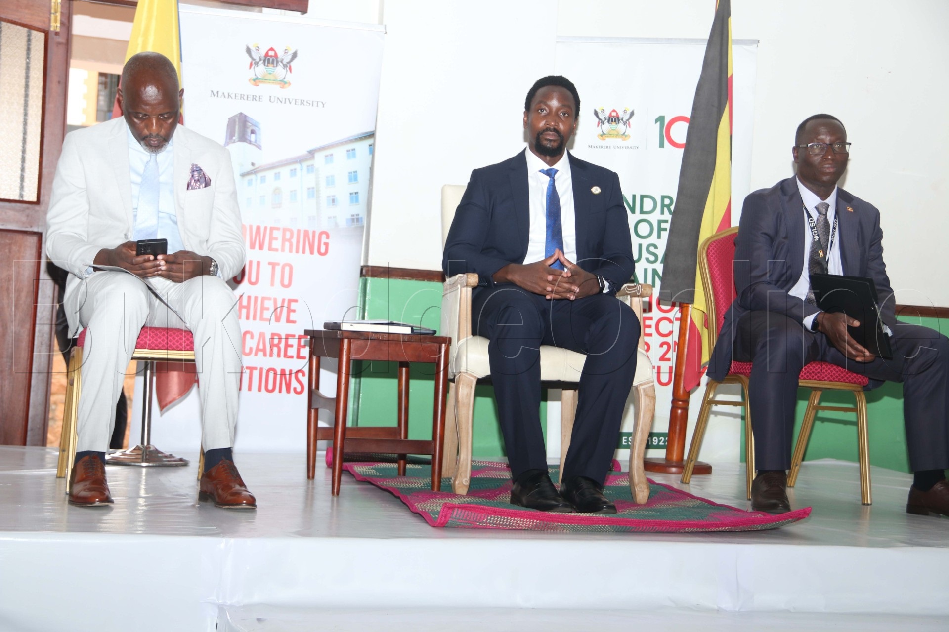 Kyabazinga, Katuukiro wa Busoga ssaako n'omuwandiis ow'enkalakkalira mu minisitule y'ekukla ky'abantu