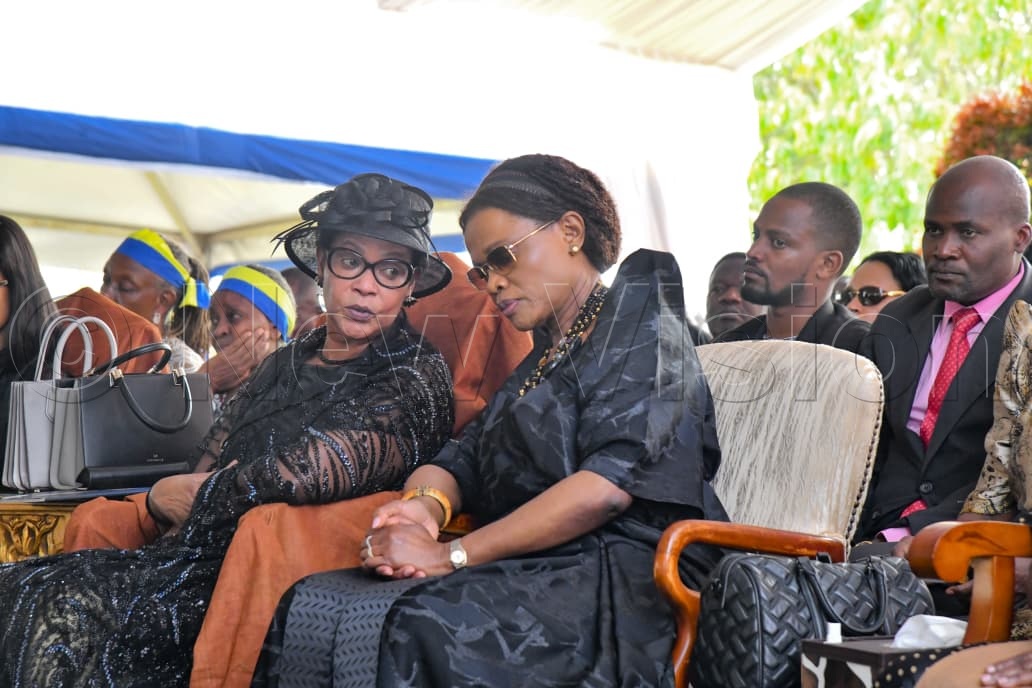 Princess Komuntale thanked her mother, Best Kemigisa, for standing by their side all the way after the death of their father, Omukama Patrick David Matthew Kaboyo Olimi III, who died on August 26, 1995.