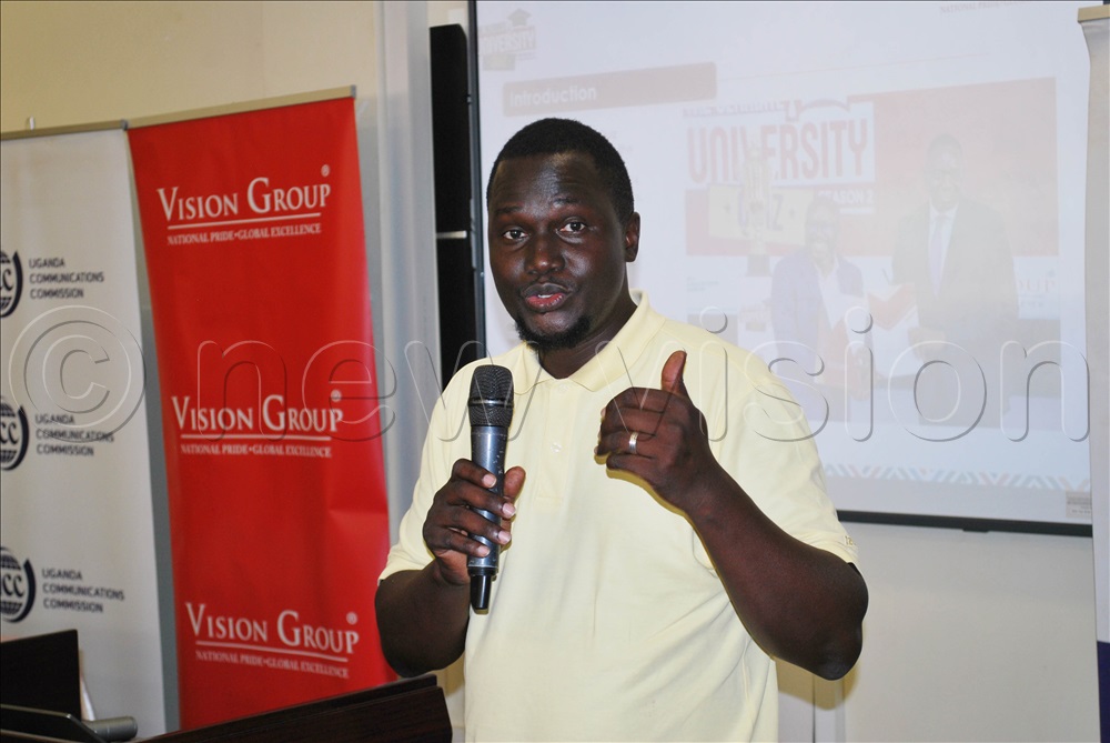 Max Adii the Vision Group project lead for the ultimate university Quiz speaking to students.
