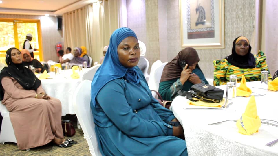 Abamu ku Basiraamu abagenda okutwalibwa ku UMRAH bwe baabadde babangulwa