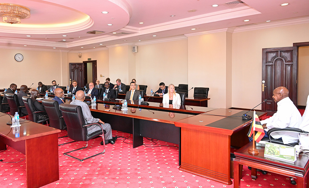 President Museveni addressing diplomats from the UN Security Council Member States during a meeting on the candidature of Ambassador Olara Otunnu's UN Secretary-General bid. (PPU Photo)
