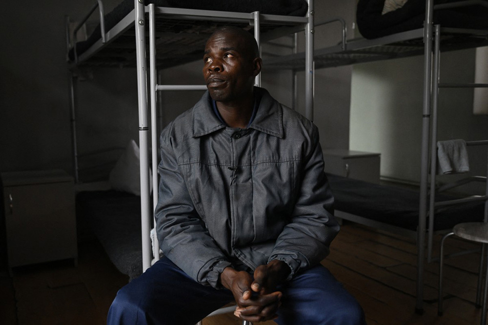 Atleta Queniano Preso na Ucrânia Revela Engano: 'Fui Levado para a Guerra'