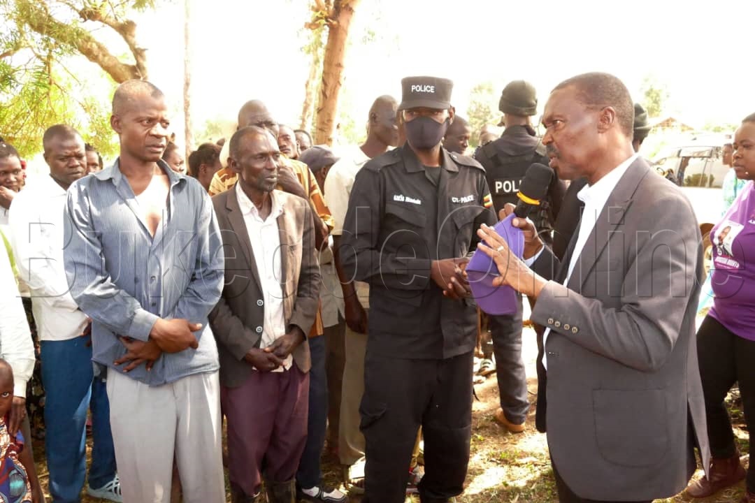 Mugisha Muntu ng'asaba akalulu