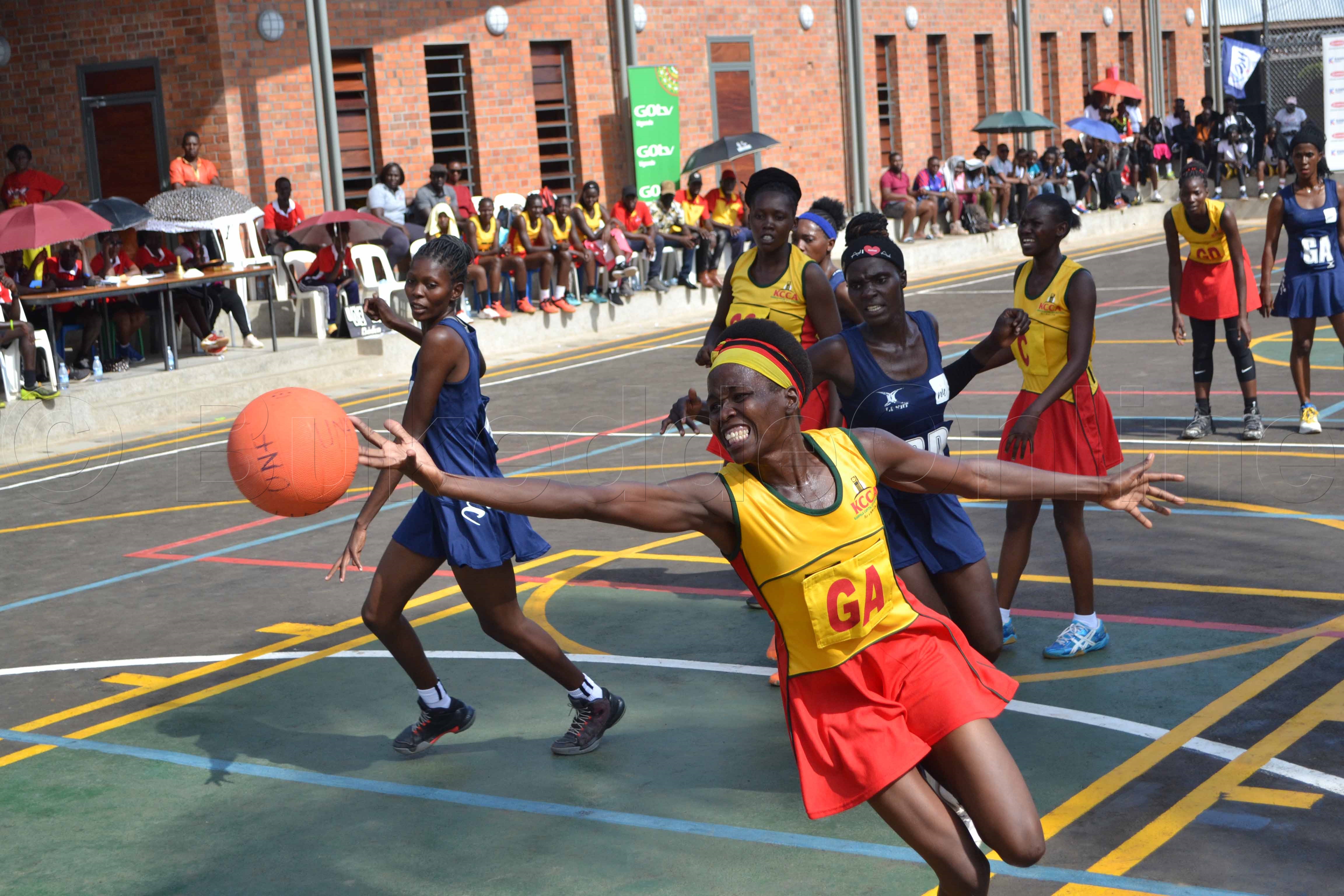 Irene Eyaru Owa Kcca Ng'akununkiriza Omupiira(1)