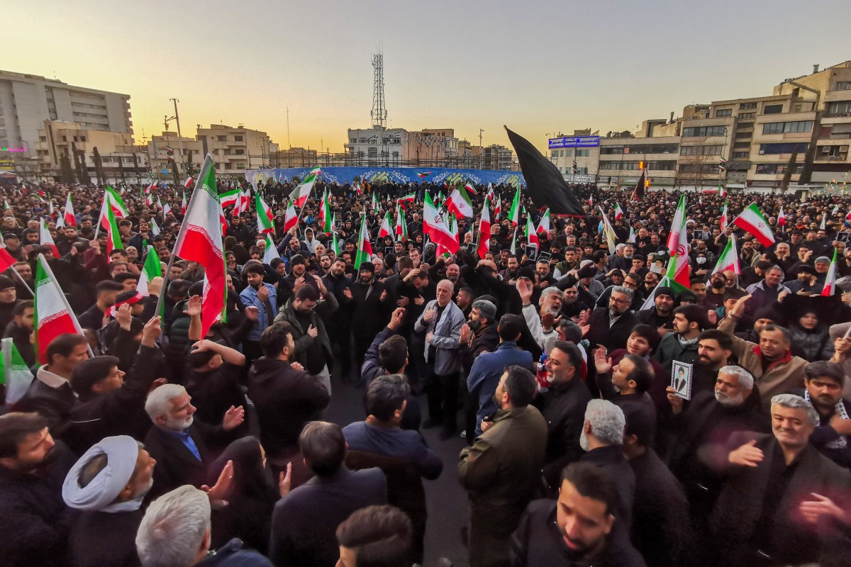 People mourn the death of Iran&rsquo;s supreme leader Ayatollah Ali Khamenei, who was killed in joint US and Israeli strikes, at a square in Tehran on March 1, 2026. AFP Photo
