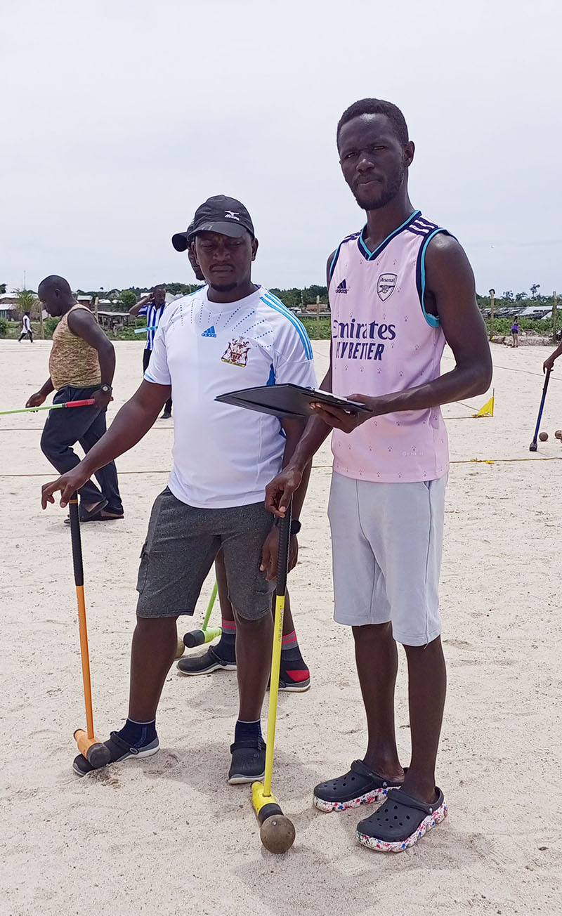 Abamu ku bazannyi abasajja abeetabye mu mpaka zino.