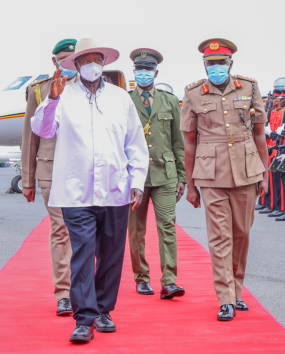 President Museveni in Kenya for bilateral talks. (PPU)