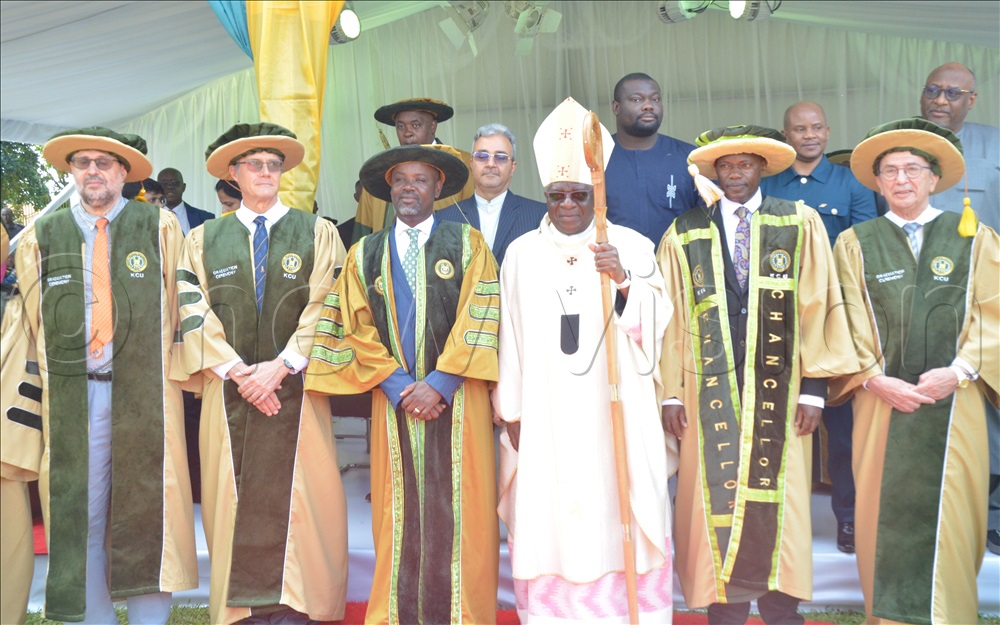 Archbishop Paul Ssemogerere (center), on his right is Rt. Hon. Thomas Tayebwa and his left is the chancellor H.E Ceasor Mulenga in a group photograph. 