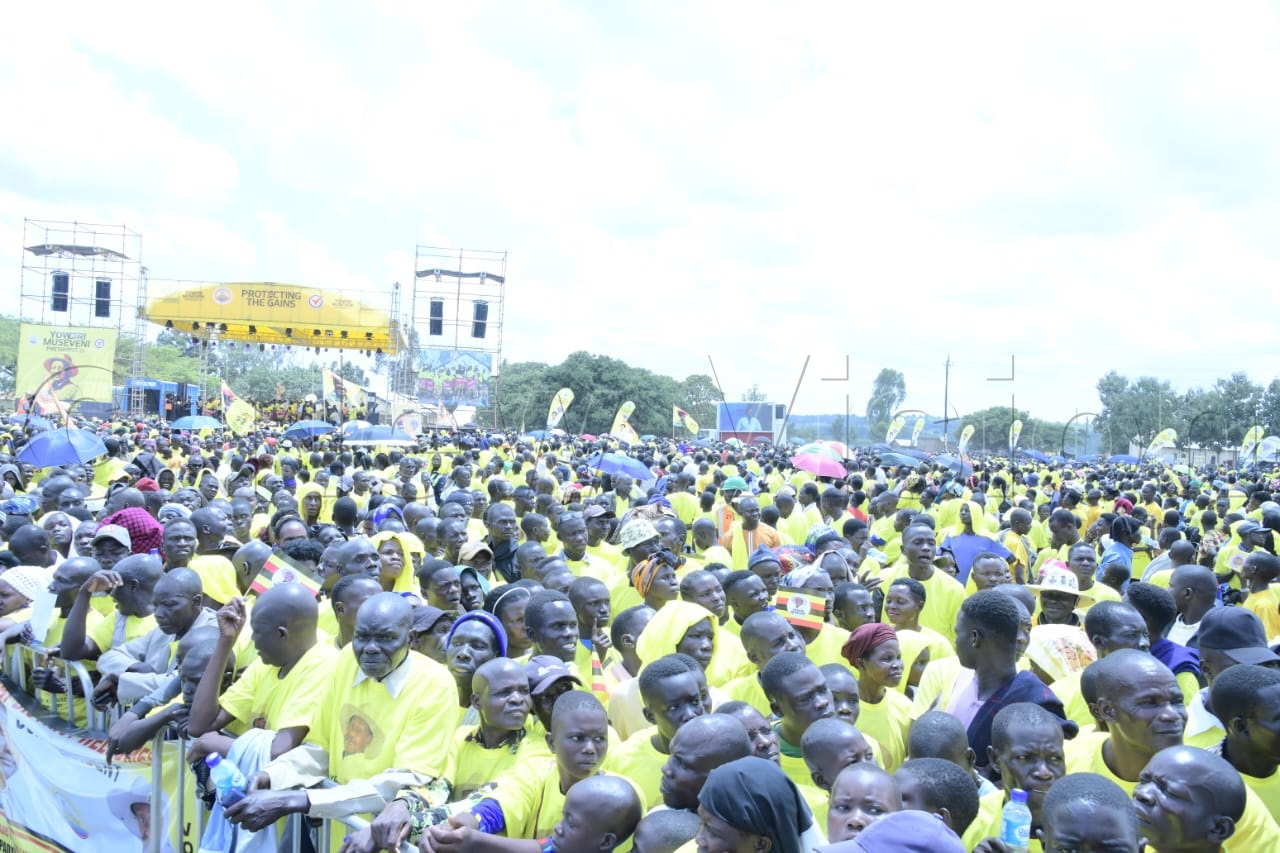 Big crowd of NRM supporters.